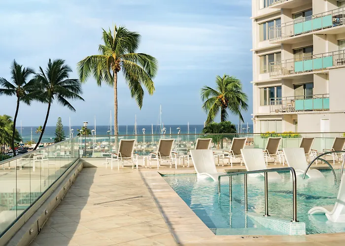 Waikiki Marina Resort At The Ilikai